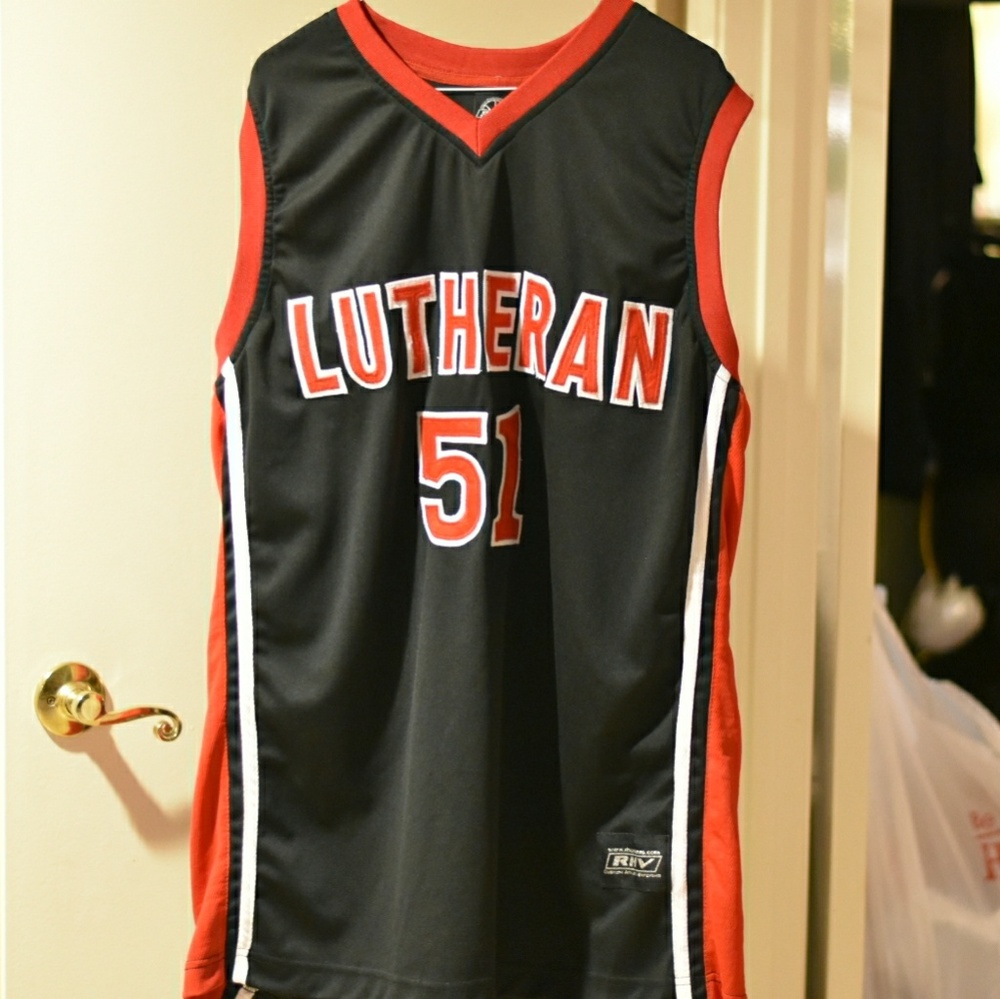 Lutheran basketball Jersey xxl